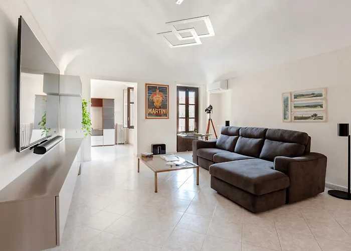Daire Alfieri Penthouse Asti
